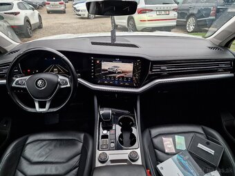 Volkswagen Touareg 3.0 V6 TDi 286k Elegance 4x4 diesel s DPH - 19