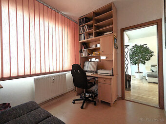 4 izb. KVP, Húskova, OV, 7p., 94m2, 2x LO, rekonšt. výťah - 19
