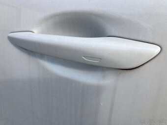 Mazda 3 2.0 Skyactiv 90kW G122 Plus A/T BENZÍN - 19