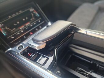 AUDI E-TRON 50 QUATTRO BASIS - 19