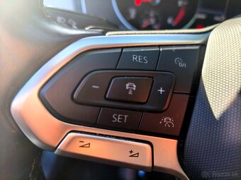 Volkswagen Passat Variant Comfortline 2.0TDI 110KW DSG 2023 - 19