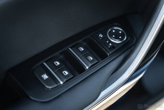 KIA CEED SW 1.6CRDI 2023 ZÁRUKA 76000km DPH - 19