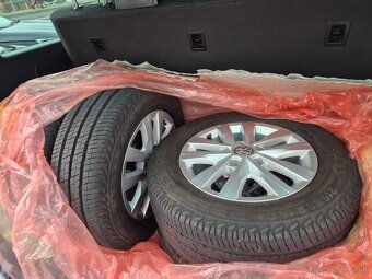 Volkswagen Multivan M6, 2.0  110kw 7 miestne - 19