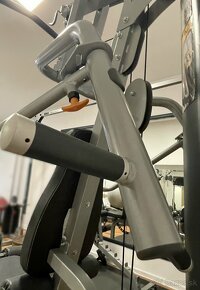 Lifefitness  kladková posilovacia multi stanica - 19