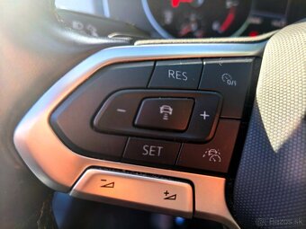 Volkswagen Passat Variant Comfortline 2.0TDI 110KW DSG 2023 - 19