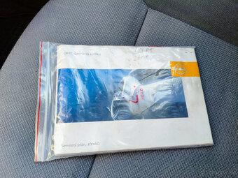 Opel Astra H 2007 benzin 1.6 16V 85kW / 307 000 km - 19