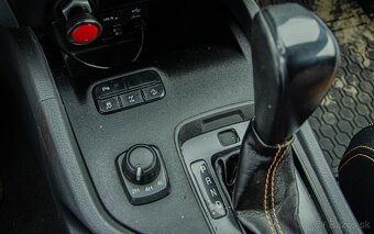 Ford Ranger 3.2 TDCi DoubleCab 4x4 WildTrak A6 - 19