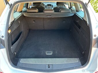 Predám Opel Astra j ST 1.4 turbo 103kw B14NET - 19