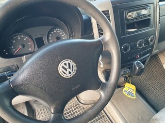 Volkswagen Crafter 2.5 TDI 9-miestny - 19