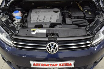 Volkswagen Touran 1,6 TDi 77 kW, 7-míst,NAVI,1.maj., - 19