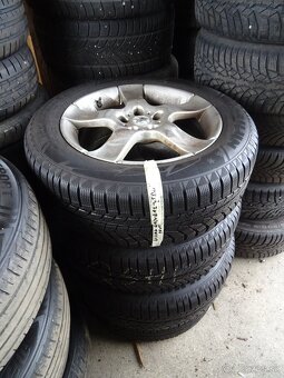 Nissan Qashqai 1,5 dCi 81kW spořeba 5,1L/100km pěkná výbava - 19