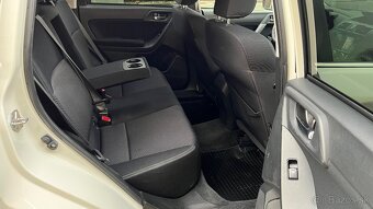Subaru Forester 2.0 benzín - 19
