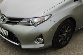 "Predané" Toyota Auris Touring Sports 1.6 l Valvematic - 19