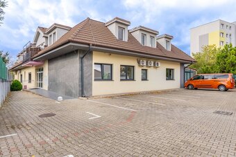 Jedinečný 4-izbový byt, 132m2 pri centre mesta s terasou - 19