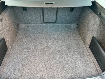 Škoda Superb Combi Facelift 2015, 2.0 TDI 6-st. manual - 19