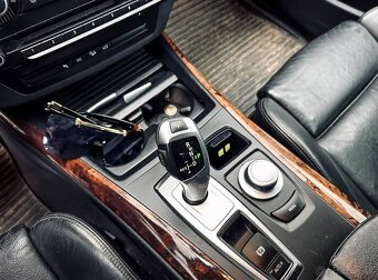 BMW X5 xDrive30d 2007 - 19