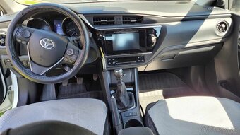 Toyota Auris 1,6 Valvematic (Final Edition) - 19
