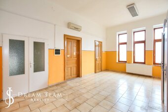 Krásna viacúčelová budova vo výbornom stave v centre, Šahy - 19