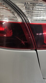 Predám Renault Megane 1.6 16V 110 Limited Edition - 19