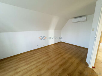 EXKLUZÍVNY RD, 6 IZBOVÝ RODINNÝ DOM, 300m2,VALALIKY - 19