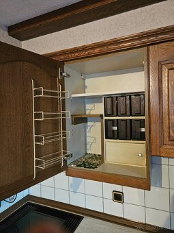 Masívna kuchynská linka z Nemecka so spotrebičmi - 19