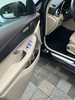 Mercedes-Benz GLC 220 D 4-Matic  AMG-Black Packet/ - 19