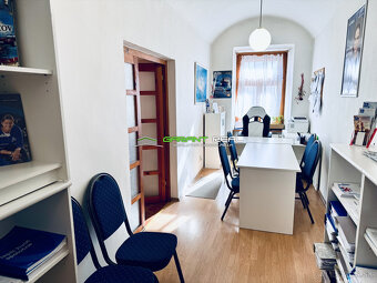 Predaj 4 - podlažný meštiansky dom, 248 m2, Slovenská ul. - 19