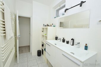 Predaj 5i rodinný dom s 1483 m2 pozemkom,pivnica, Dunakiliti - 19