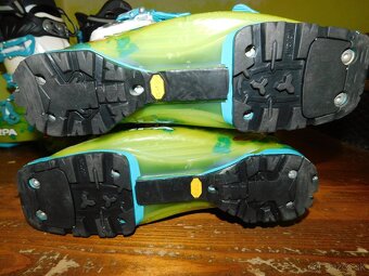 Scarpa č-39-40 Skialp,Walk,Vibram - 19