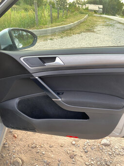 Volkswagen Golf 7 variant, 2,0 tdi 110 kw rv 2014 228900km. - 19