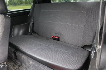 Lada Niva 1.7i - 19