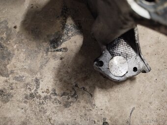 Nissan Terrano 2.7 - 19