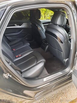 PREDÁM AUDI A8 LONG V8 QUATTRO 385PS R.V.12/2024 - 19