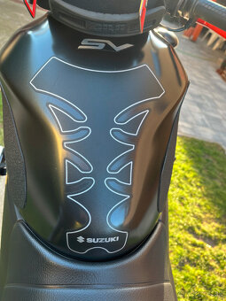 Suzuki SV 650 - 19