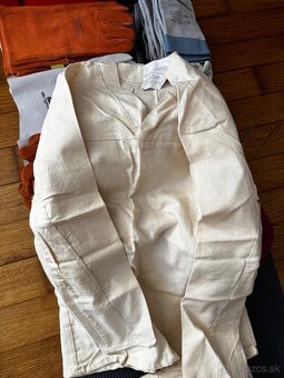 Rukavice pre zváračov, mechanikov a ostatných - 19