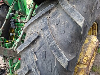 JOHN DEERE 8400 4X4 - 19