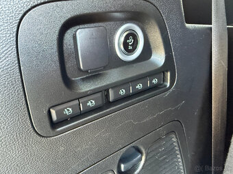 Ford S-MAX 2.0 TDCI TITANIUM Automat 7 miestny ODPOČET DPH - 19