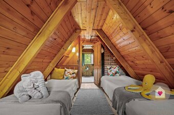 LÁB - PIESKOVŇA - 3 podlažná chata 2 min chôdze od jazera - 19