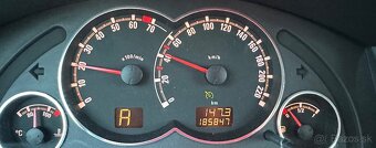 Opel Meriva 1.6i Benzín Automat - 19