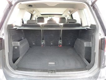 Volkswagen Touran 2.0 TDI SCR 150k Highline - 19