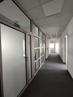 Svetlý kancelársky celok, 330m2, Hurbanovo Námestie/Obchodná - 19