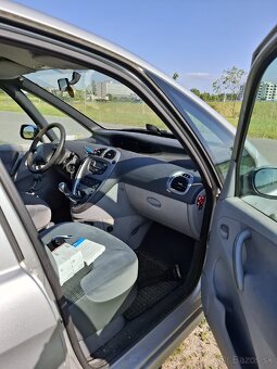 Citroen Xsara Picasso - 19