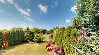 VEĽMI PEKNÝ 2–3 GENERAČNÝ RD s možnosťou podnikania - 19