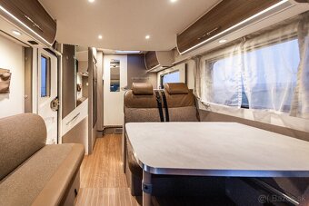 Prenájom Autokaravanu Etrusco T6900 DB - 19