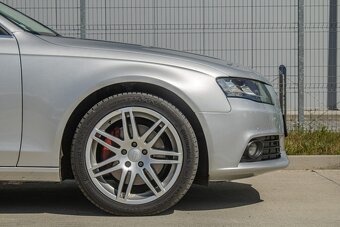 AUDI A4 AVANT 3.0 TDI V6 QAUTTRO 176KW 194 000 Km - 19