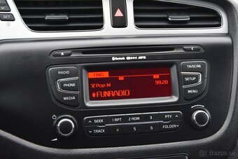 Kia Cee´d SW 1.6 GDI LX/Silver - 19