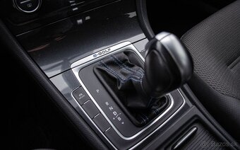 Volkswagen Golf e - 19