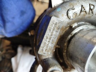 Hlava Motora Renault 2,5dti 107kw - 19