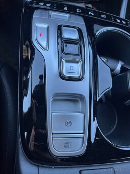 Predám Hyundai Tucson 1.6 T-GDi Premium 4x4, AT, 2021, 132kW - 19