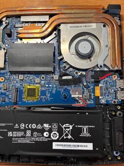 Predám herný notebook a príslušenstvo - 19